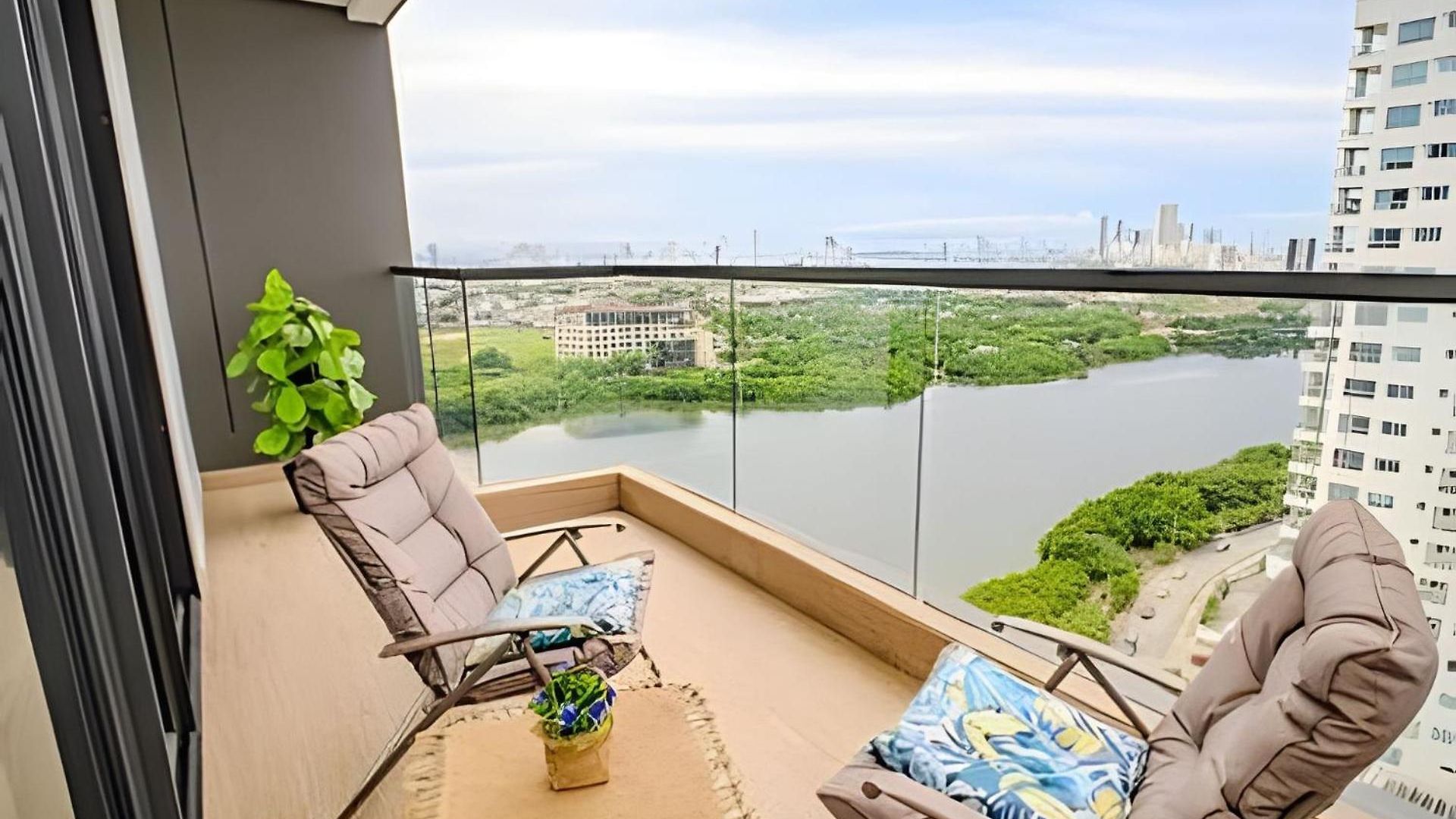 Exclusivo 1br Apt, Vista Al Mar&centro Apartamento