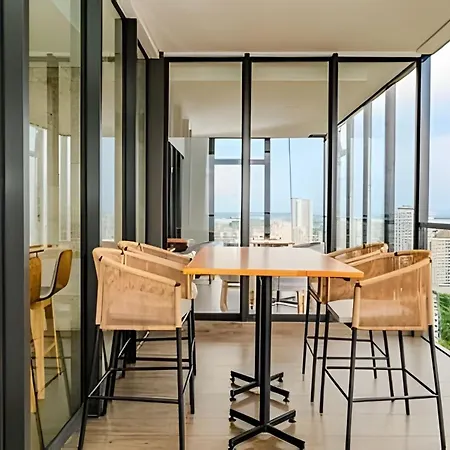 Exclusivo 1br Apt, Vista Al Mar&centro